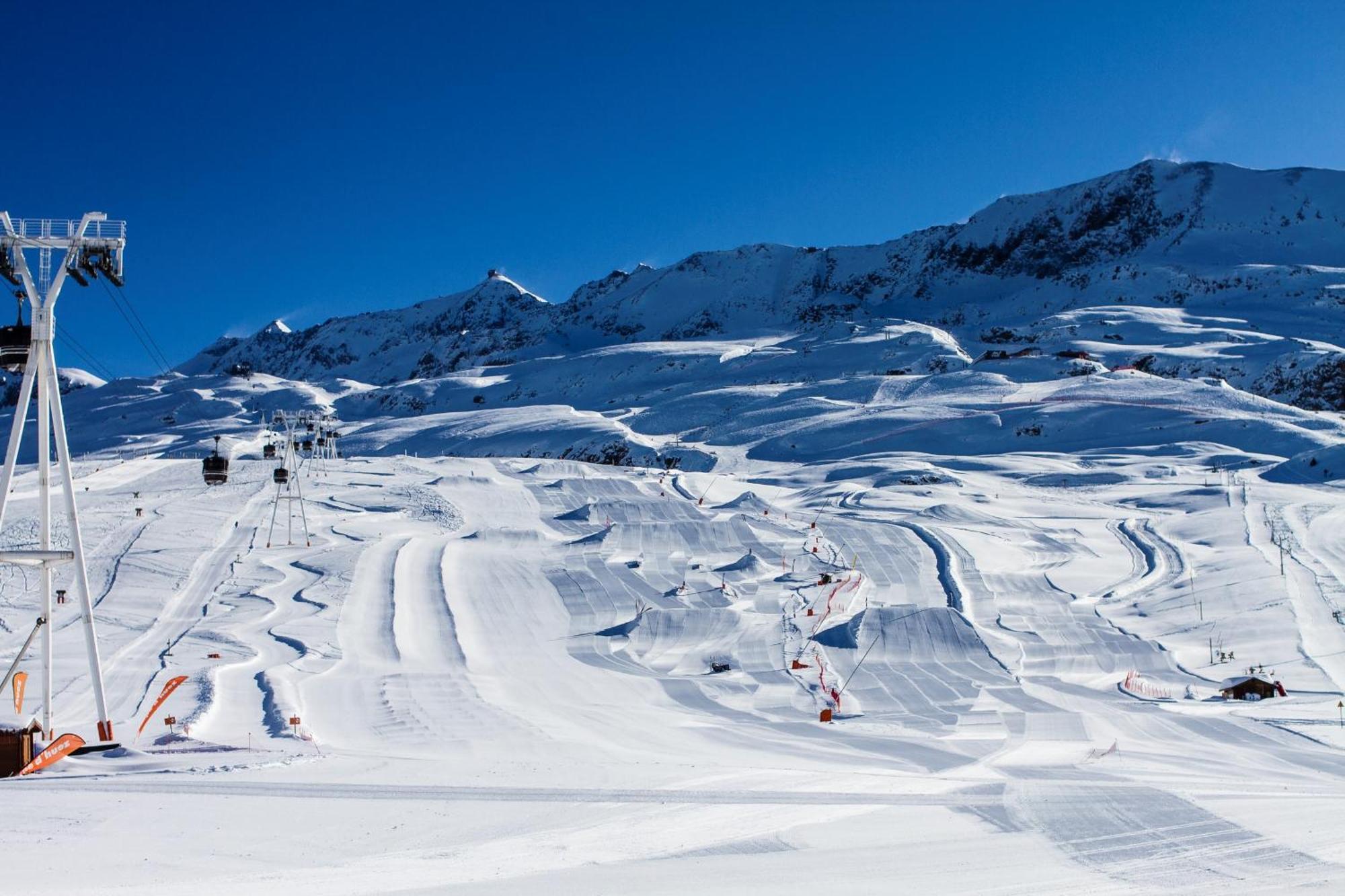 Le Pic Blanc Hotel Alpe d'Huez ภายนอก รูปภาพ
