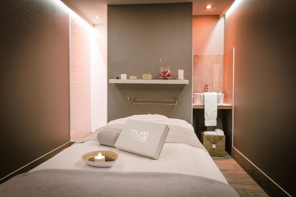 Le Pic Blanc Hotel Alpe d'Huez ภายนอก รูปภาพ